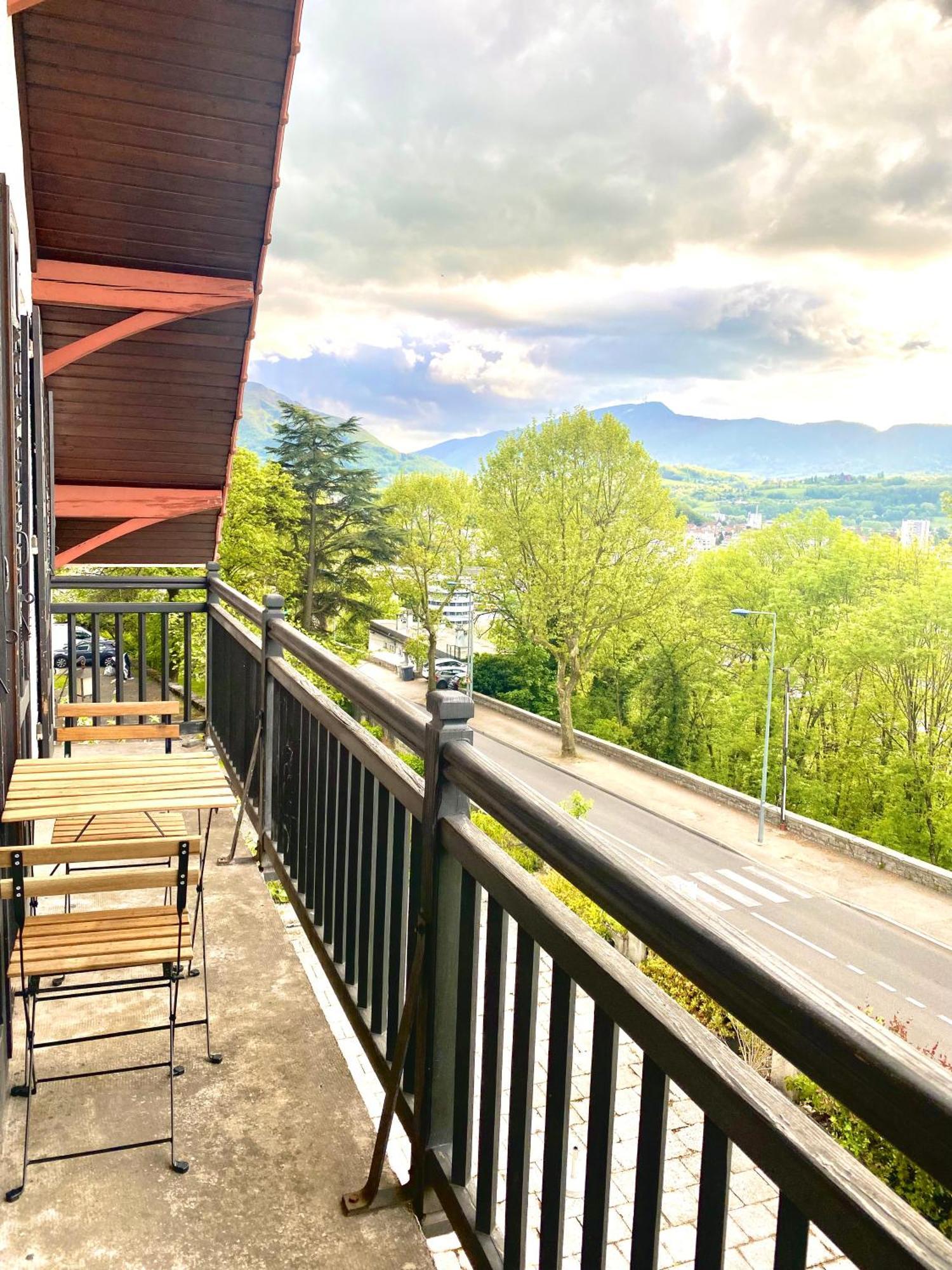 Les Balcons De Chambery Apartamento Quarto foto