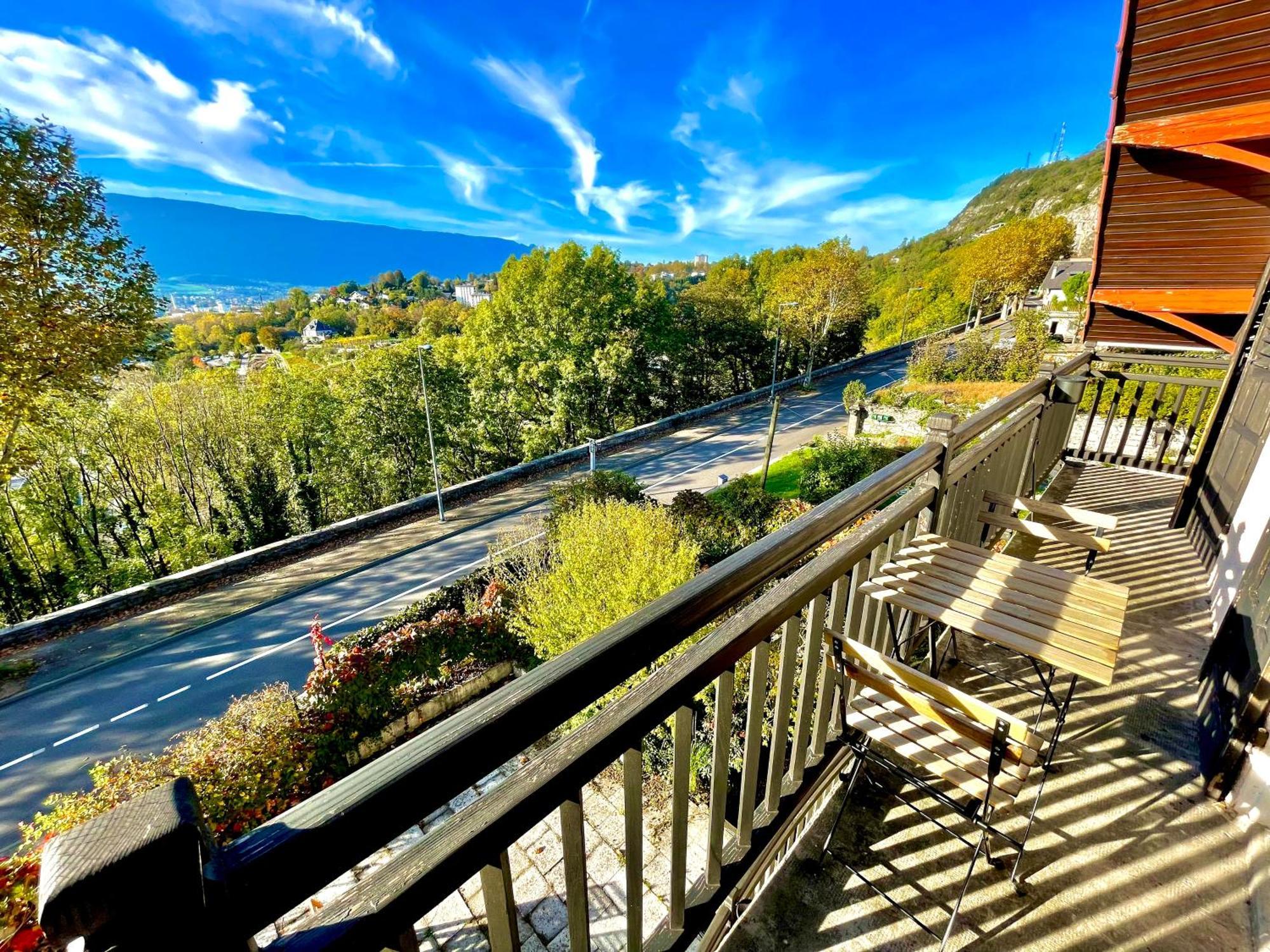 Les Balcons De Chambery Apartamento Exterior foto